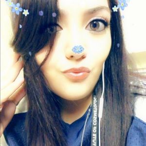 Meet your Posher, Isabel